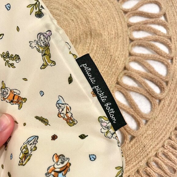 Disney Baby Snow White Dwarfs Petunia Pickle Bottom Bottle Butler - Picture 2 of 6